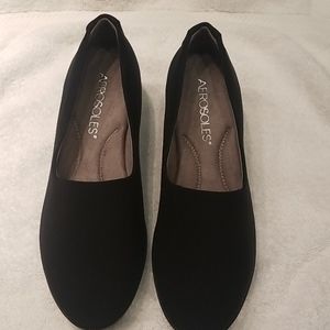 Aerosoles size 6 black fabric "True Story"